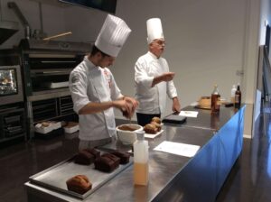 LABORATORIO dolcelinea clienti in laboratorio